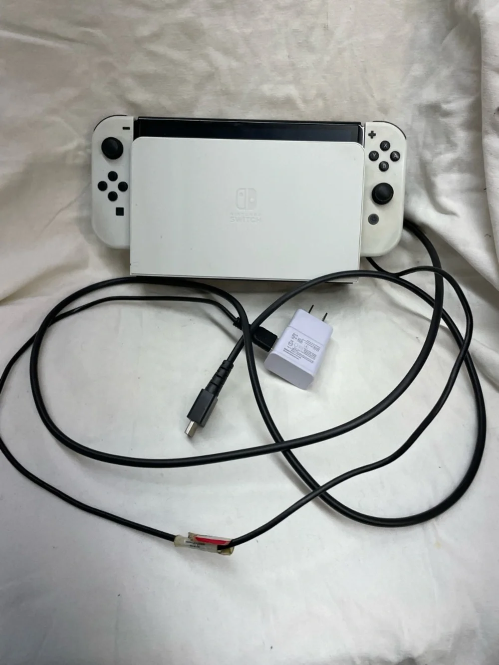 Nintendo switch White Gaming Console with Detachable Controllers/charging dock